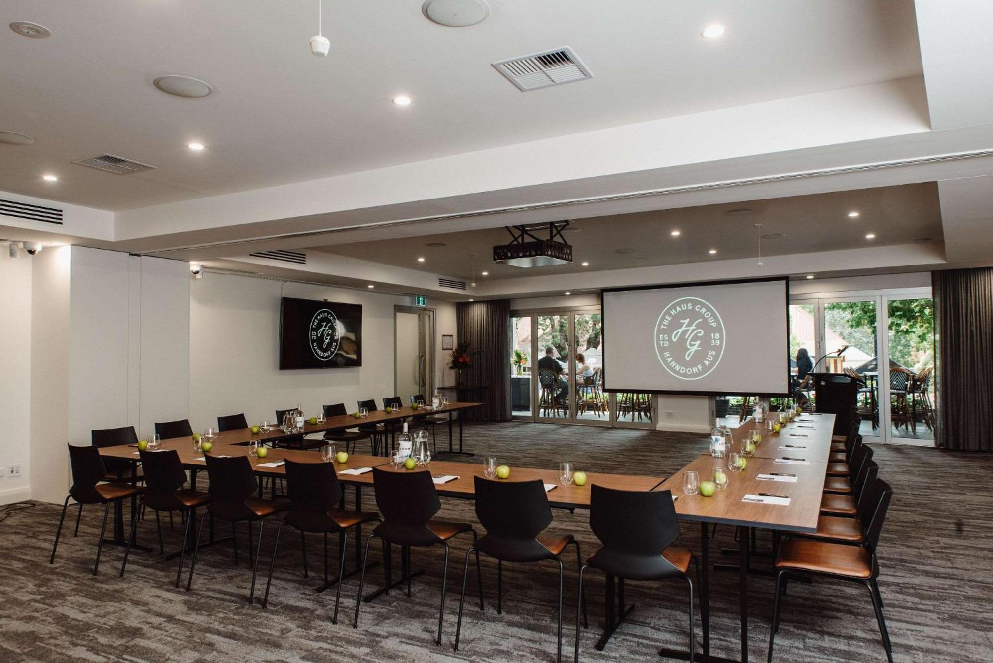 הנדורף The Studios By Manna, Ascend Hotel Collection מראה חיצוני תמונה